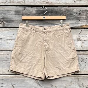 NWT American Eagle Next Level Flex Above the Knee 6” Khaki Shorts Size 30